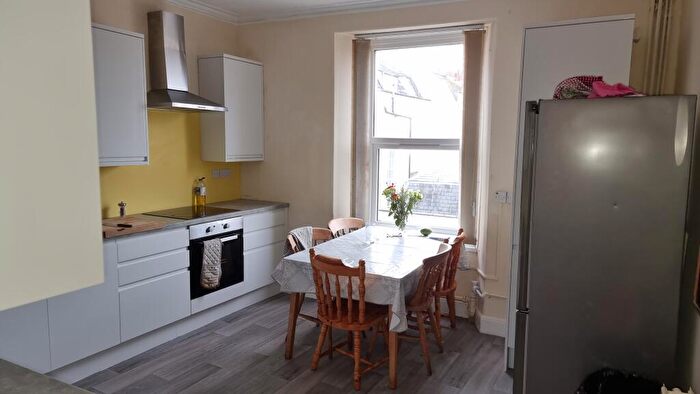 5 Bedroom Flat To Rent In Regent Street, Clifton, South West, BS8