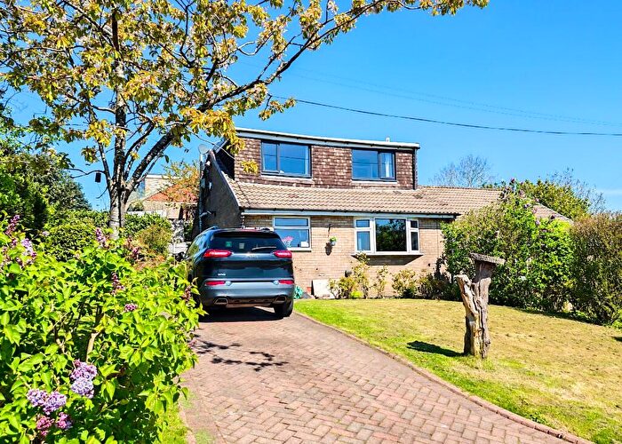 3 Bedroom Semi-Detached House For Sale In John Street, Stalybridge, Greater Manchester, SK15