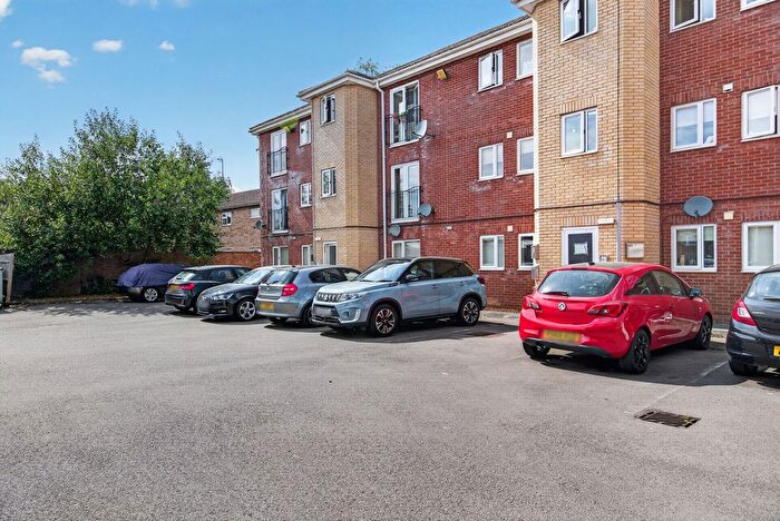 2 Bedroom Flat For Sale In Langdale Grove, Corby, NN17