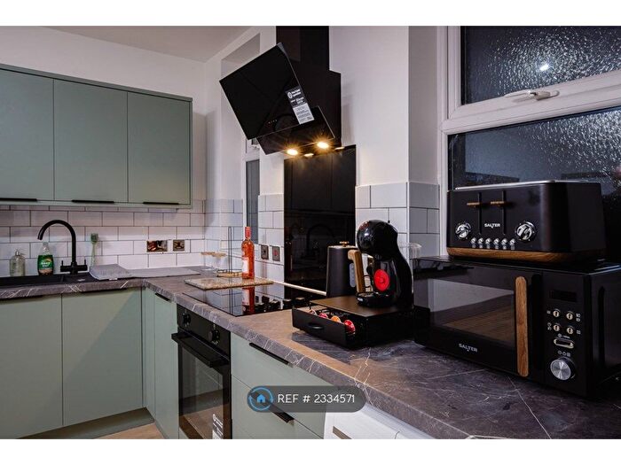 2 Bedroom Flat To Rent In Caunce Street, Blackpool, FY1