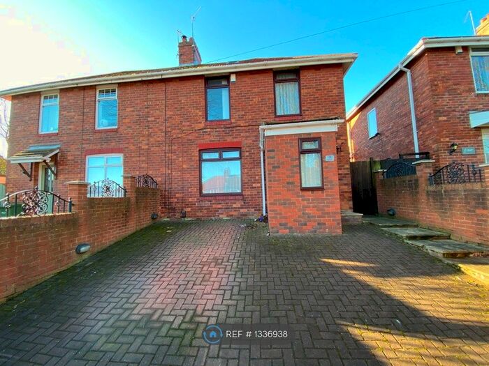 3 Bedroom Semi-Detached House To Rent In Brettanby Road, Gateshead, NE10