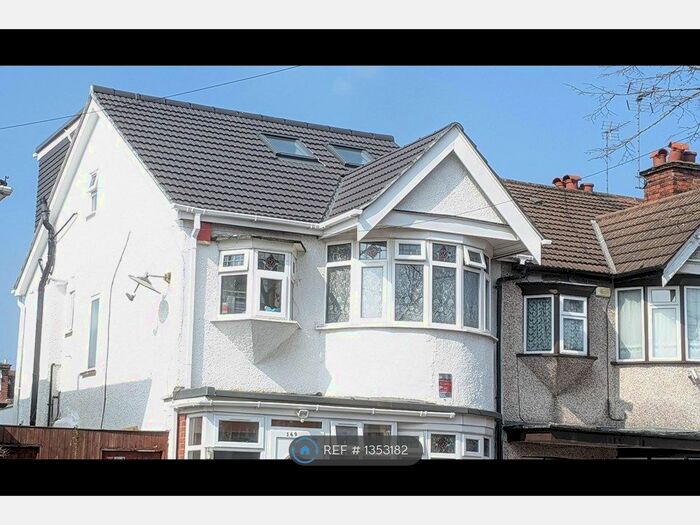 5 Bedroom End Of Terrace House To Rent In Exeter Road, Harrow, HA2