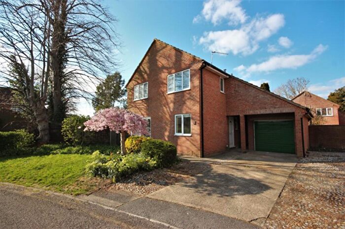 4 Bedroom Detached House To Rent In Easterfield, Grove, Wantage, Wantage, Oxfordshire, OX12