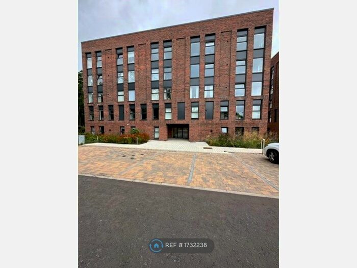 2 Bedroom Flat To Rent In Festival Court, Glasgow, G51