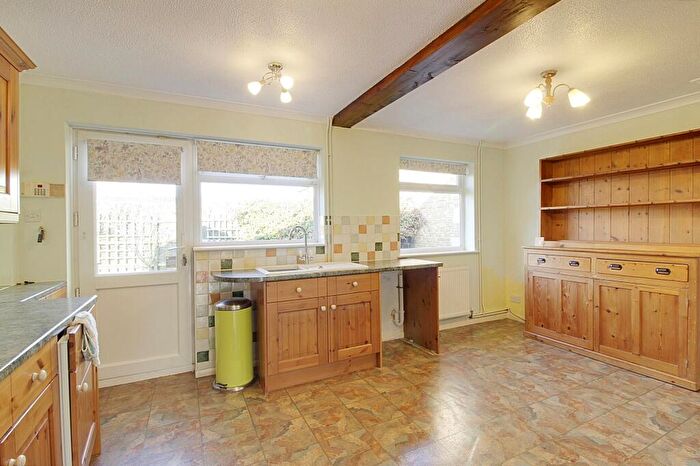 2 Bedroom Bungalow For Sale In West End, Langtoft, PE6