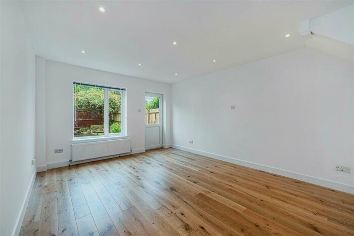 2 Bedroom Terraced House To Rent In Abbeyfields Close, Ealing, NW10
