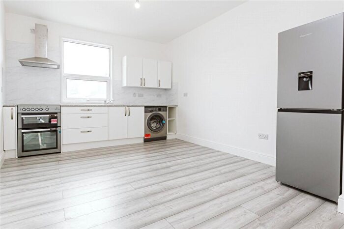 2 Bedroom Apartment To Rent In Derby Road, Bishopston, Bristol, BS7