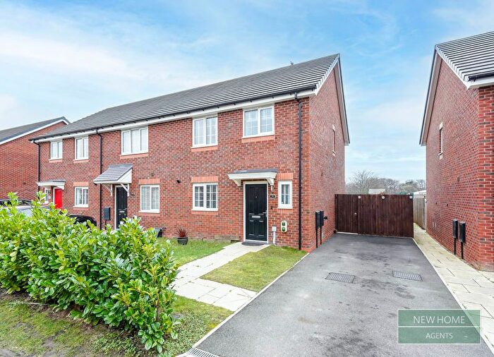 3 Bedroom End Terrace House For Sale In Birch Avenue Ellesmere Port, CH65