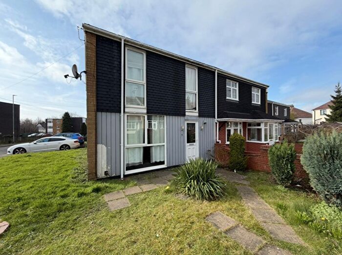 3 Bedroom Semi Detached House To Rent In Cumberland Road, Willenhall, WV13