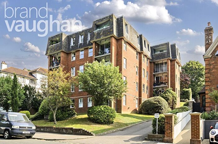 2 Bedroom Flat To Rent In Preston Park Avenue, Brighton, East Sussex, BN1