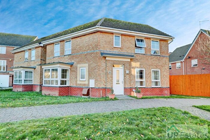 4 Bedroom Detached House To Rent In Amelia Crescent, Coventry, CV3