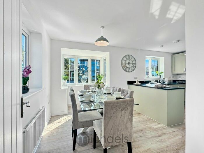 3 Bedroom End Of Terrace House For Sale In James Ward Road, 'st Michael's Place', Colchester, CO2