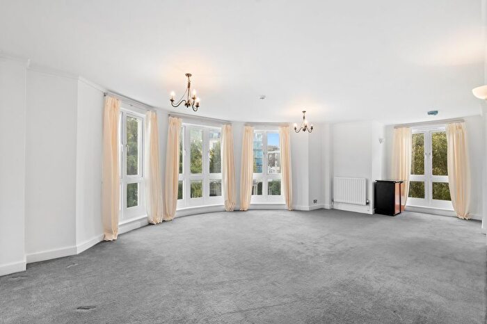 1 Bedroom Flat To Rent In Warrington Gardens, Little Venice, W9