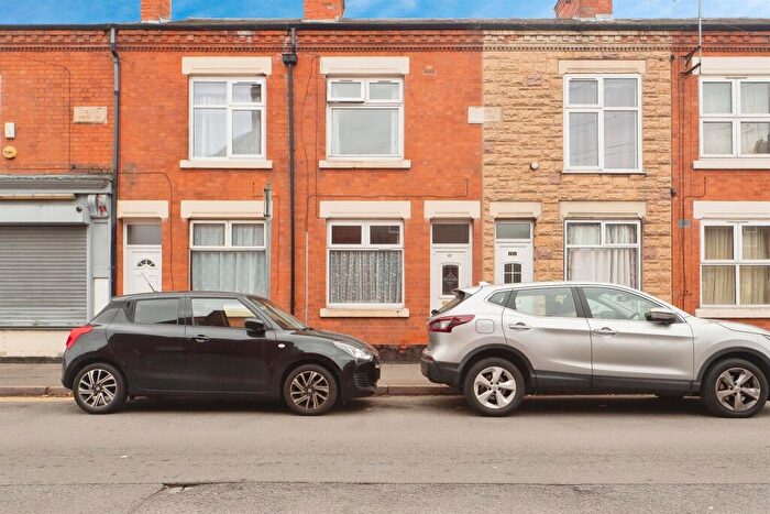 2 Bedroom Terraced House For Sale In Central Road, Leicester, LE3