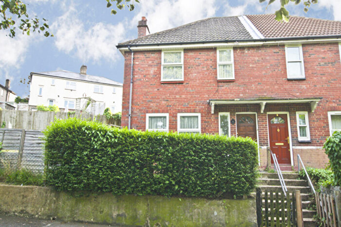 3 Bedroom Semi Detached House To Rent In Coxmount Road, Charlton, SE7