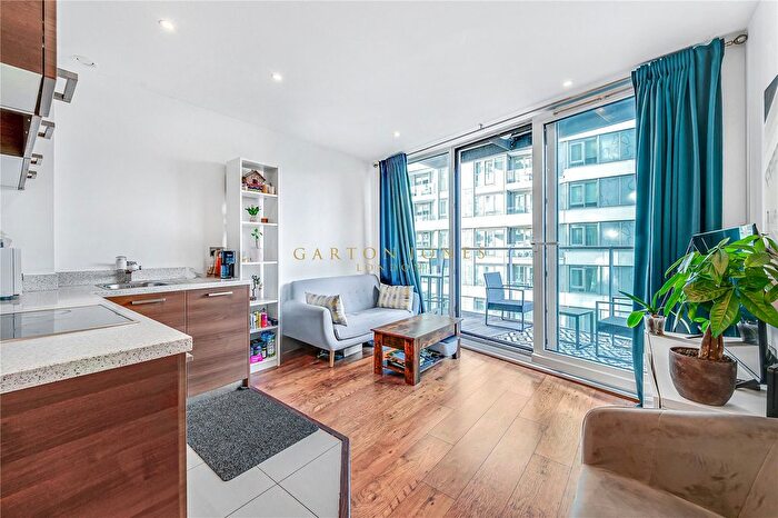 1 Bedroom Flat For Sale In Lanson Building, Queenstown Road, London, SW11