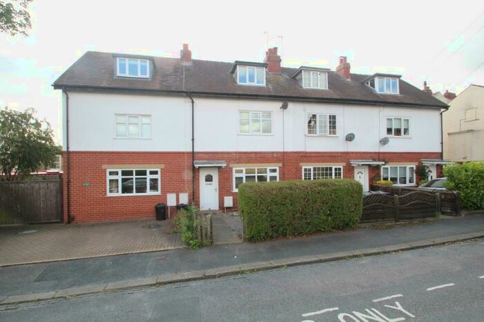 3 Bedroom Town House To Rent In Caxton Street, Wetherby, LS22