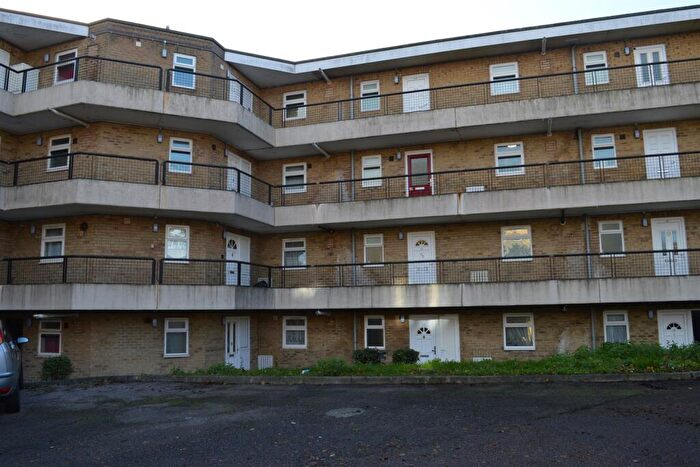 1 Bedroom Property For Sale In Bedroom Property In Basildon, SS16