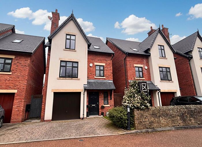 4 Bedroom Detached House For Sale In Waters Way, Worsley, M28