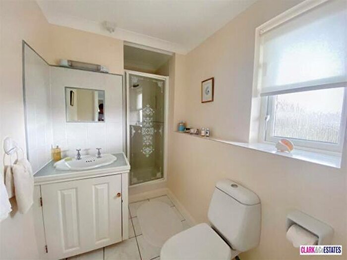 4 Bedroom Detached House For Sale In Sheirs Orchard, Yettington, Budleigh Salterton, EX9