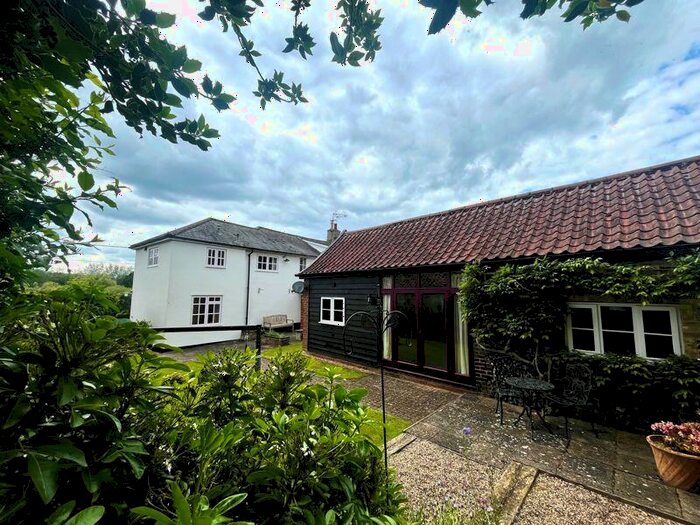 4 Bedroom Cottage For Sale In Ixworth Road, Norton, IP31