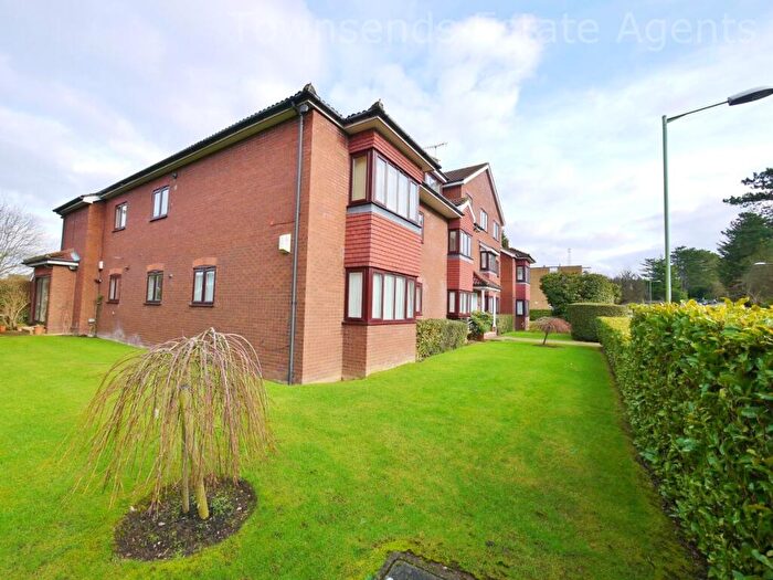 2 Bedroom Apartment To Rent In Willow Tree Lodge, Northwood, HA6