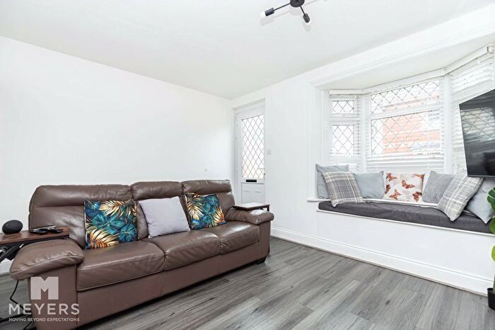 3 Bedroom Terraced House For Sale In Beaconsfield Road, Christchurch, BH23