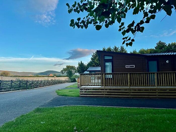 2 Bedroom Caravan For Sale In Goulton Lane, Northallerton, DL6