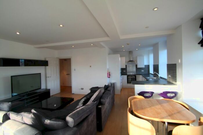 2 Bedroom Flat To Rent In Dock Street, Dock Street, Dundee, DD1