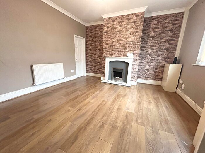 4 Bedroom Terraced House To Rent In Manchester Road East, M38