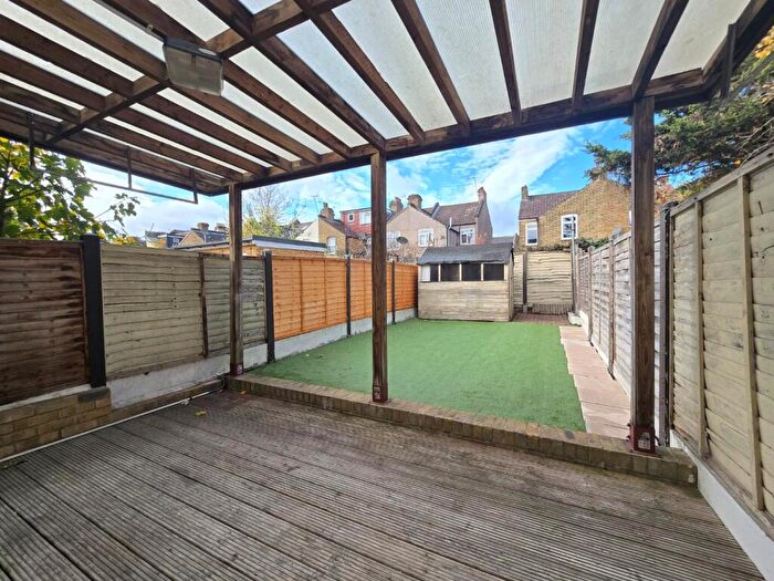 3 Bedroom Terraced House To Rent In Catisfield Road, EN3