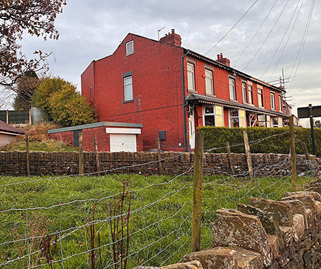 4 Bedroom End Of Terrace House For Sale In Platting Road Lydgate, OL4