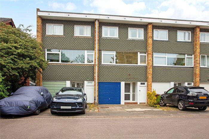 4 Bedroom Terraced House To Rent In Haddon Court, Shakespeare Road, Harpenden, Hertfordshire, AL5