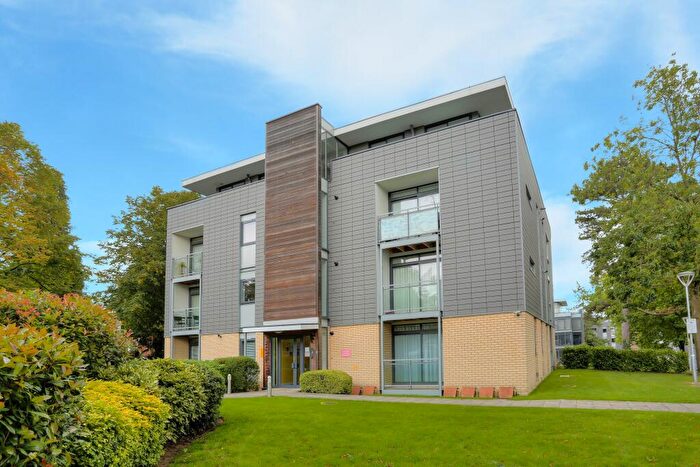 1 Bedroom Apartment To Rent In Magdalen Court, Newsom Place, St Albans, Hertfordshire, AL1