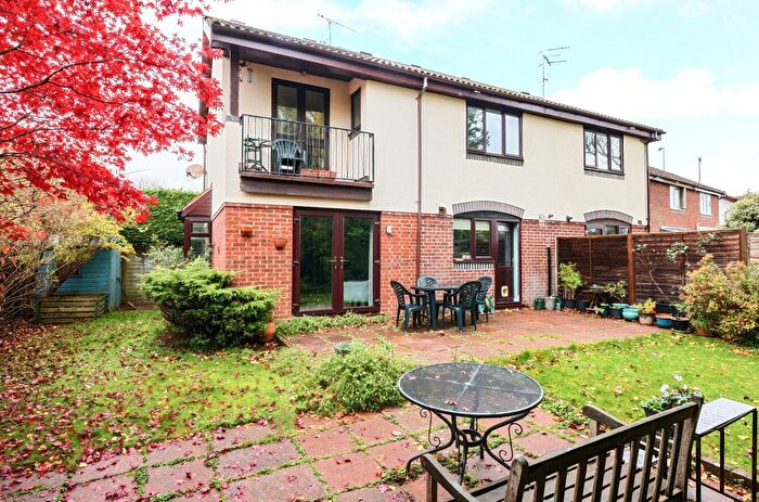 3 Bedroom Semi-Detached House For Sale In Godalming, Surrey, GU7