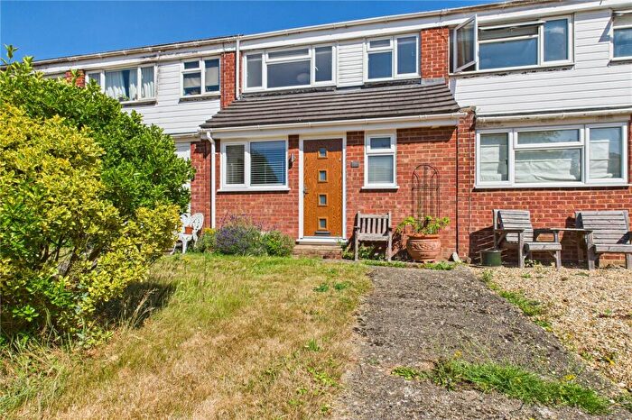3 Bedroom Terraced House For Sale In Chiltern Walk, Pangbourne, Reading, Berkshire, RG8