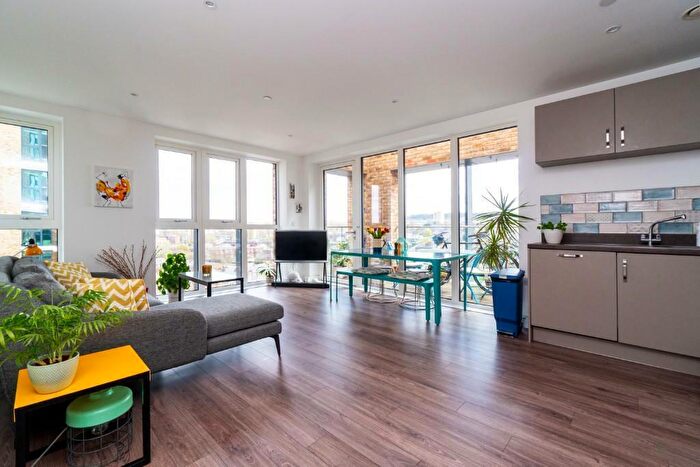 2 Bedroom Apartment To Rent In Victory Parade, Plumstead Road, Woolwich, Greenwich, SE18