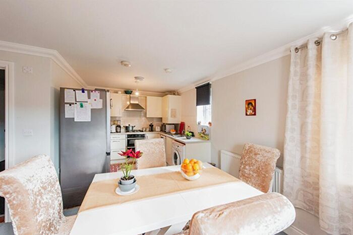 2 Bedroom Flat For Sale In Quarry Avenue, Needham Market, Ipswich, IP6