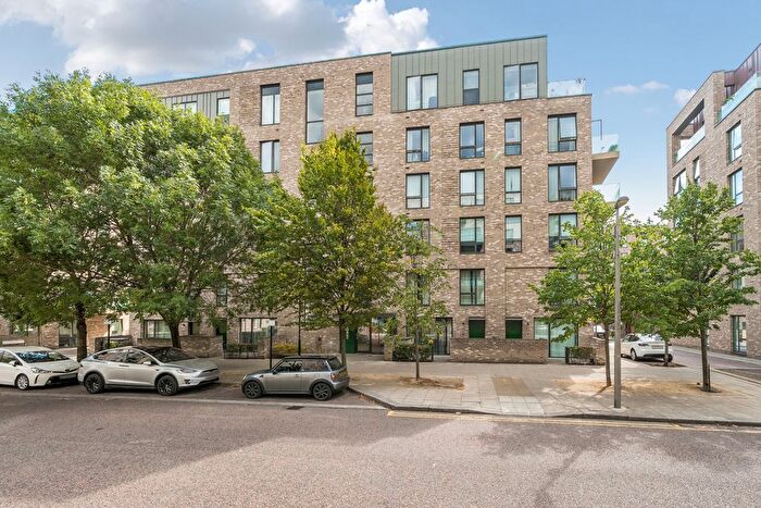 1 Bedroom Flat For Sale In West Parkside, Greenwich Peninsula, SE10