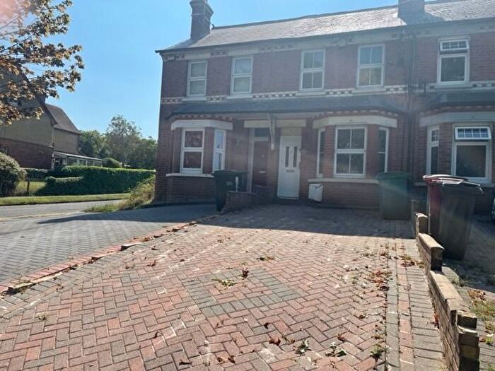 3 Bedroom Terraced House To Rent In Water Road, Reading, Berkshire, RG30
