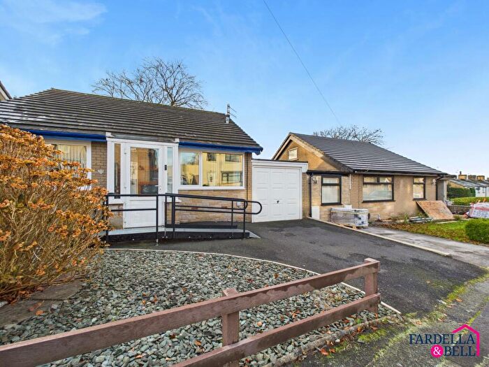 2 Bedroom Detached Bungalow For Sale In Heyhead Street, Brierfield, BB9