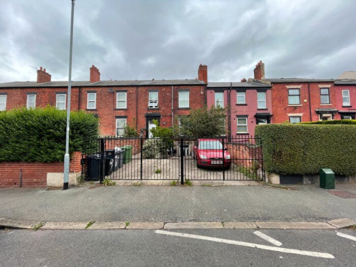 1 Bedroom Flat To Rent In Francis Street, Leeds, LS7