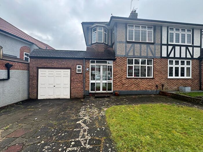 3 Bedroom House To Rent In Northlands Avenue, Orpington, BR6