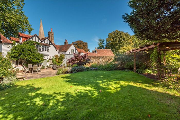 4 Bedroom Detached House For Sale In Middle Street, Brockham, Betchworth, Surrey, RH3
