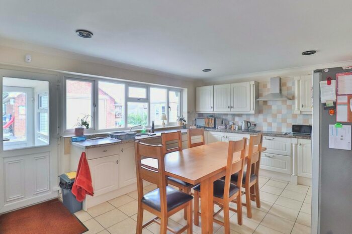 3 Bedroom Property For Sale In Crown Green, Burston, Diss, IP22