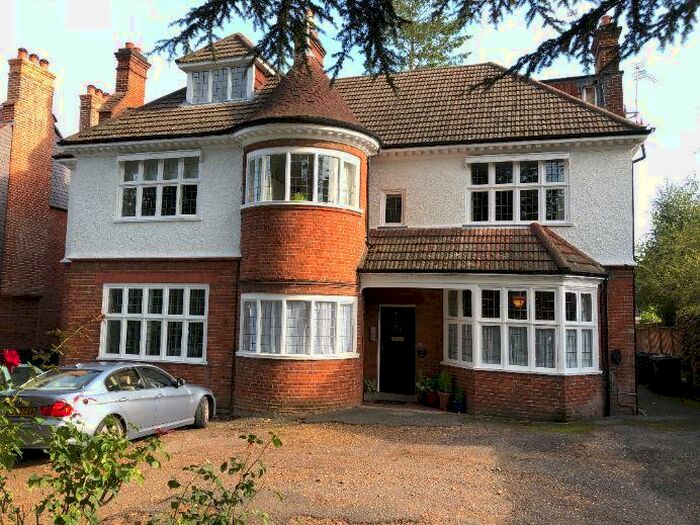 1 Bedroom Flat To Rent In Conifer Court, Corkran Road, KT6