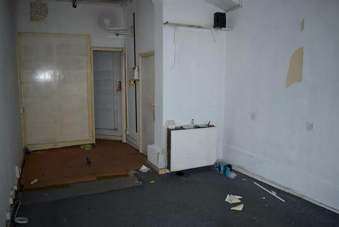 Property To Rent In High Street, Cheshunt, Waltham Cross, EN8