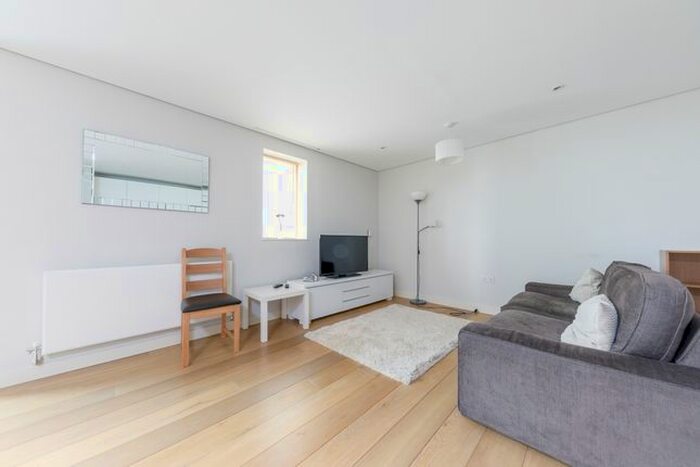 2 Bedroom Flat To Rent In Merchant Square East, London W2