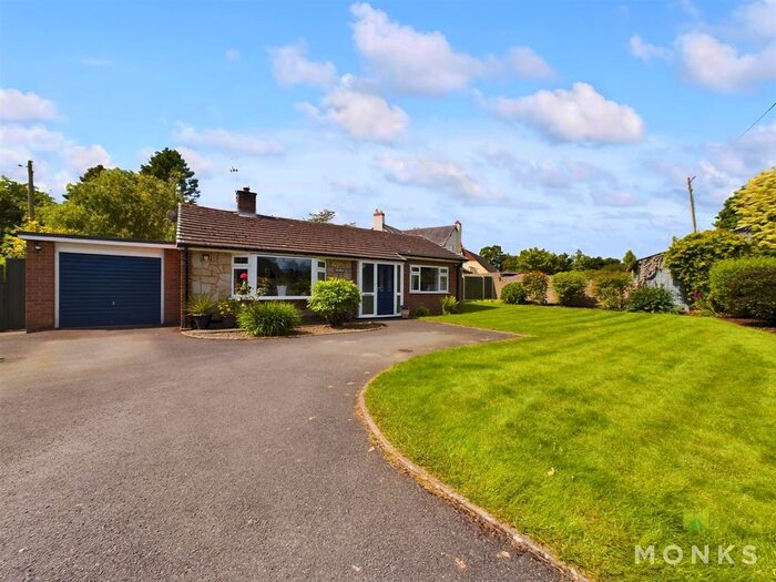 2 Bedroom Detached Bungalow For Sale In Llanymynech, SY22