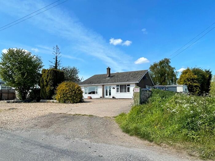 3 Bedroom Detached Bungalow For Sale In Waterbelly Lane, Sutterton, Boston, PE20